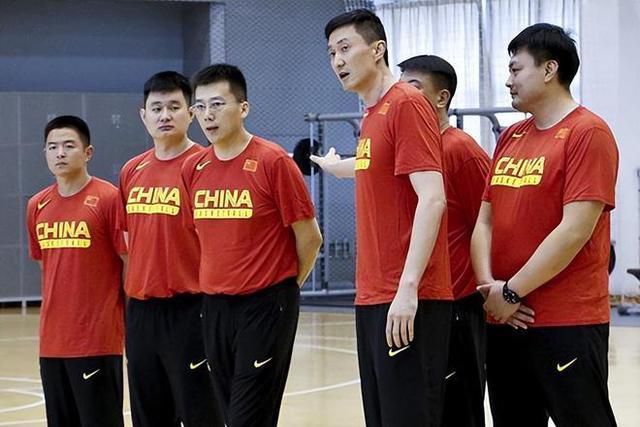 姜子牙打破、重塑信仰的过程，历经的迷茫与自我质疑，似乎也是每一个人在成长过程中的必经之路